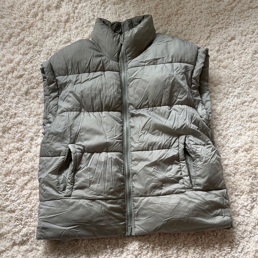 Women's Gray Puffer Vest